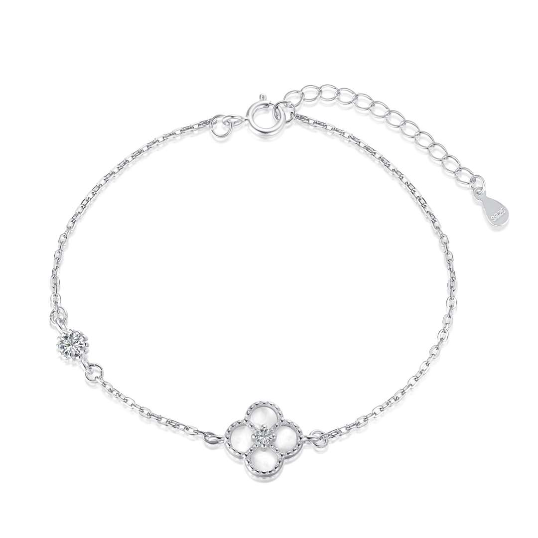 [Jesse jewelry]Delicate Four Leaf Clover Bracelet