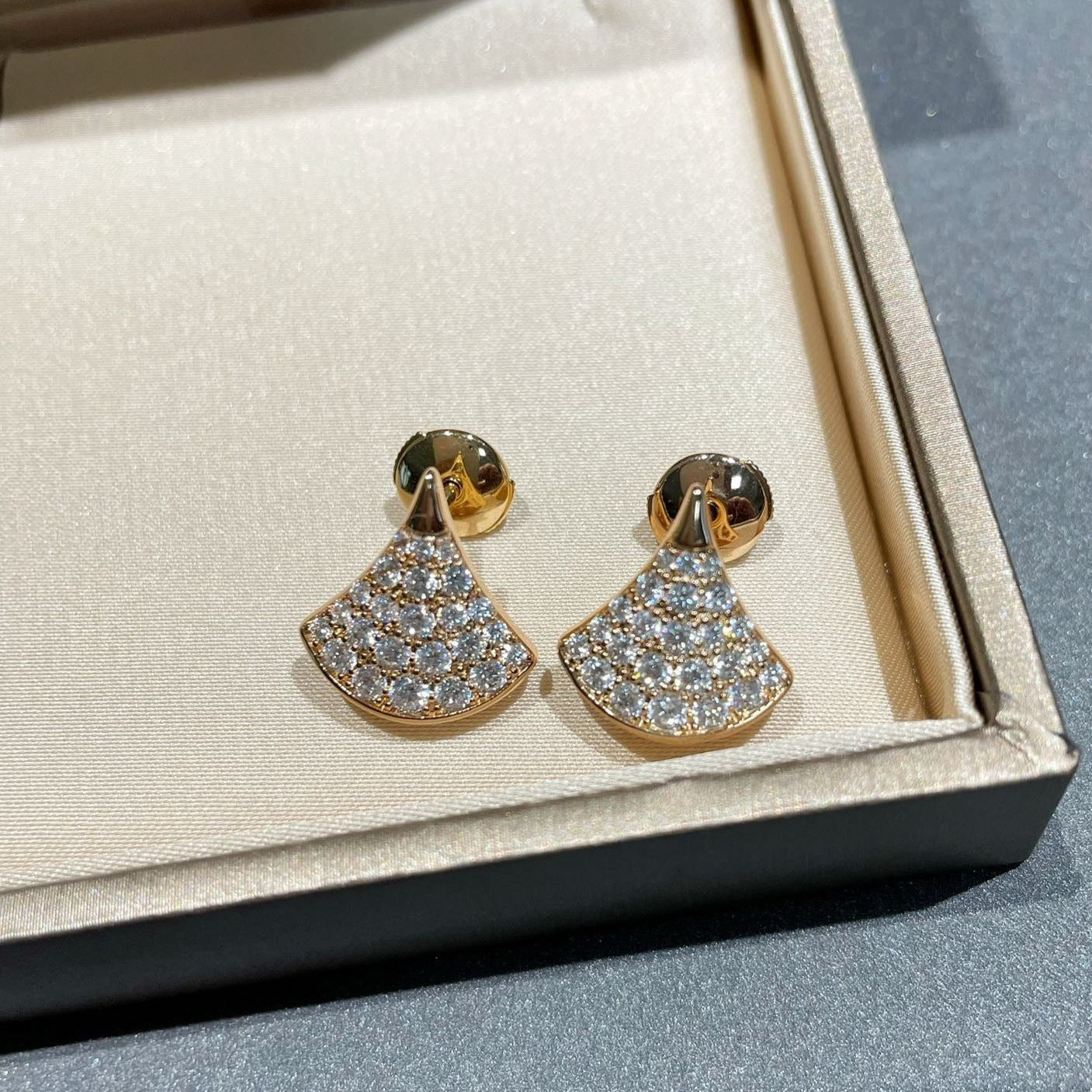 [Jesse jewelry]DREAM STUD EARRINGS DIAMOND