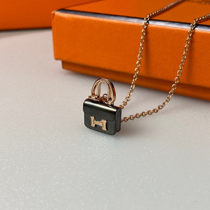 [Jesse jewelry]CONSTANCE BLACK PEDANT PINK GOLD NECKLACE