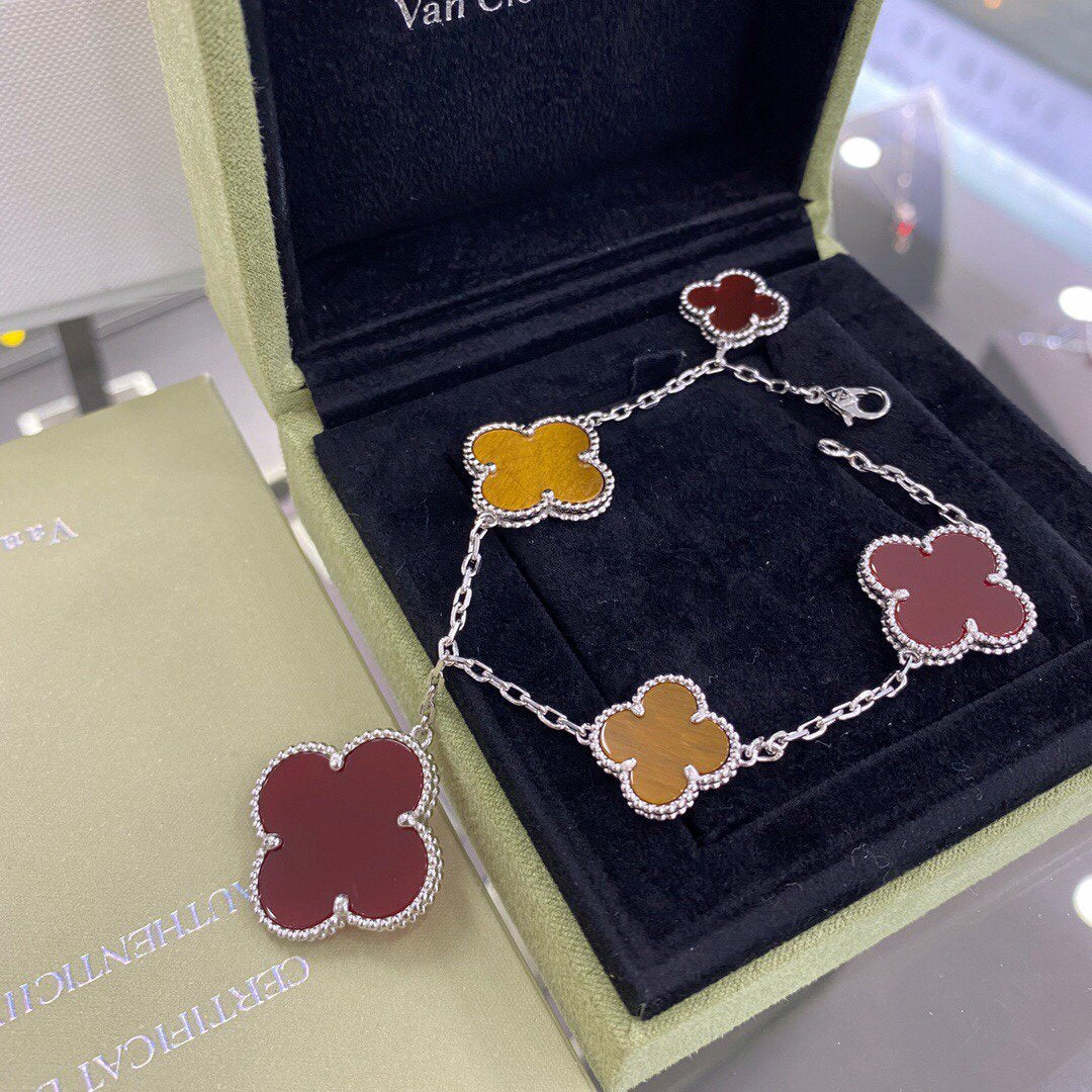 [Jesse jewelry]CLOVER 5 MOTIFS SIVLER CARNELIAN TIGER EYE BRACELET