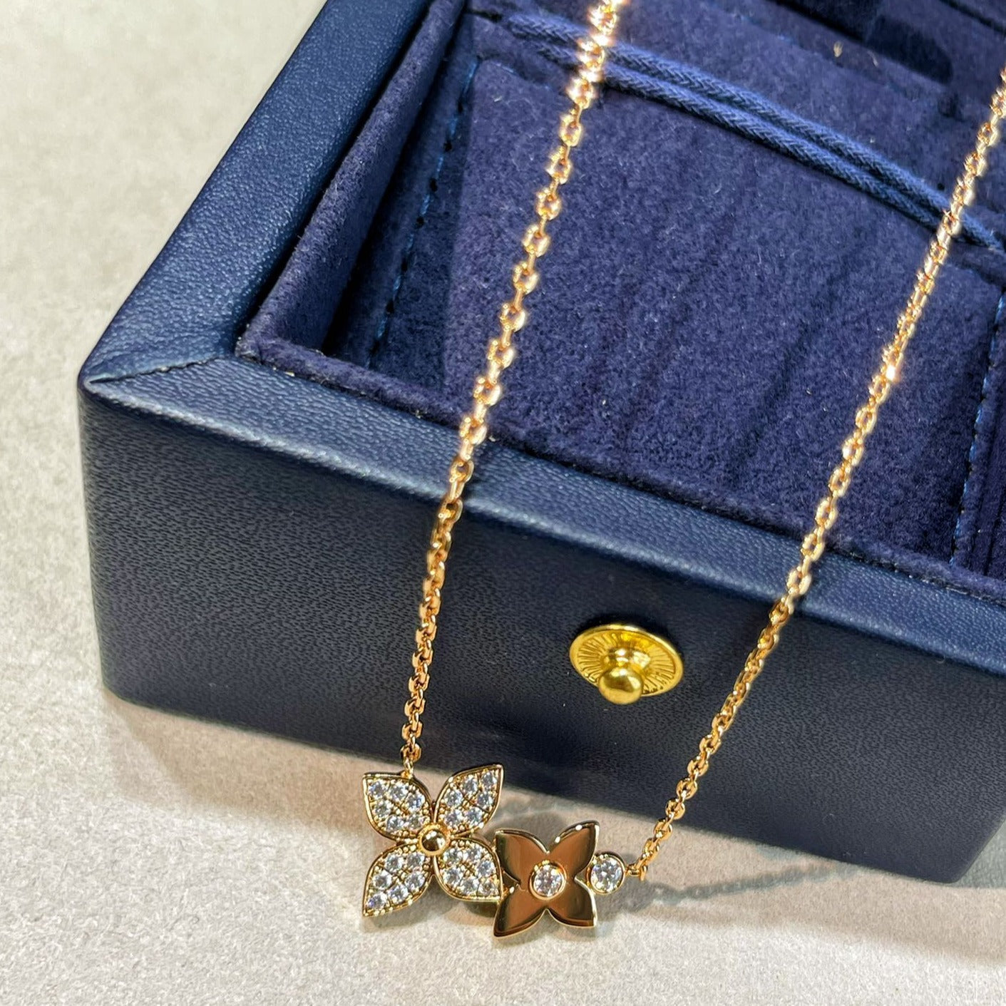 [Jesse jewelry]STAR BLOSSOM NECKLACE PINK GOLD DIAMONDS