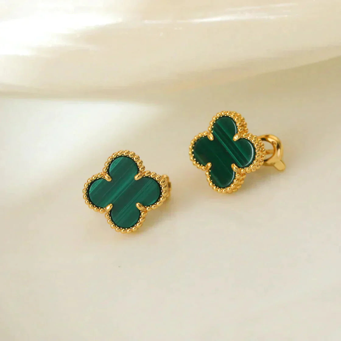[Jesse jewelry]CLOVER MEDIUM 1 MOTIFS MALACHITE  EARRINGS