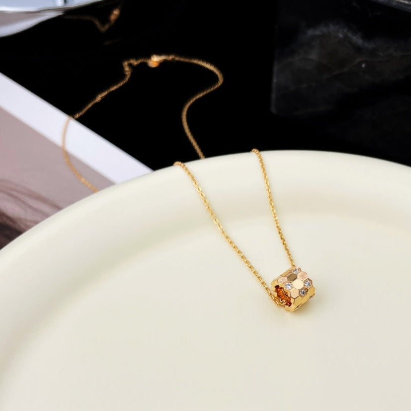 [Jesse jewelry]BEE MINI PEDANT DIAMOND NECKLACE