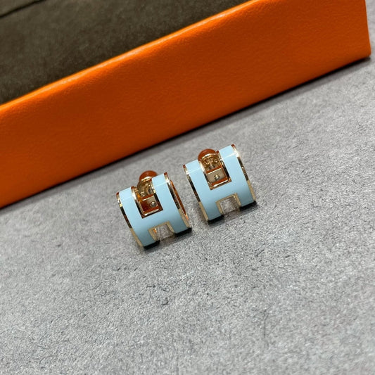 [Jesse jewelry]POP H SKY BLUE STUD EARRINGS