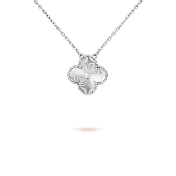 [Jesse jewelry]CLOVER  15MM DIAMOND LASER NECKLACE SILVER