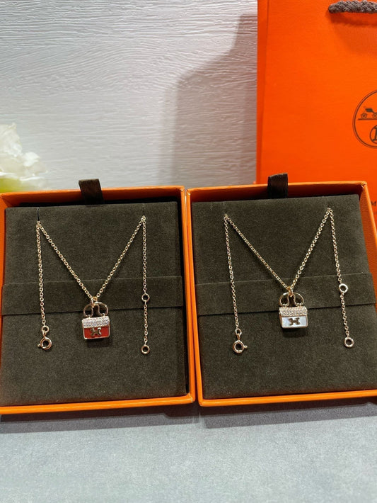 [Jesse jewelry]H CIRCE MOISSANITE PENDANT NECKLACE GOLD